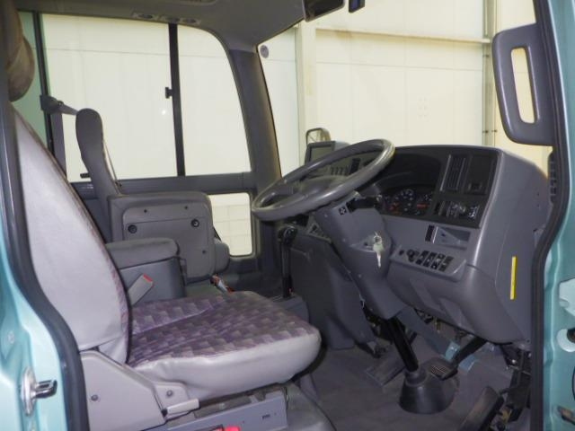 NISSAN CIVILIAN 2009