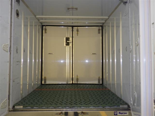 ISUZU ELF 2016