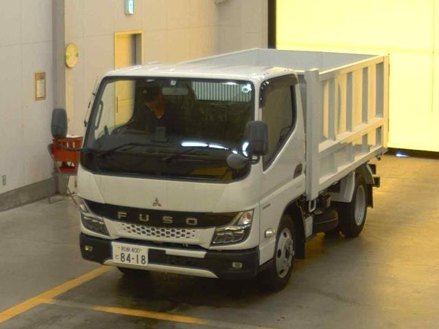 MITSUBISHI CANTER 2022