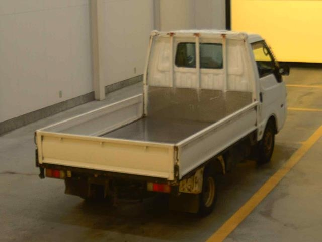 MAZDA BONGO 2008