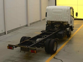 ISUZU ELF 2008