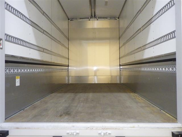 MITSUBISHI CANTER 2023