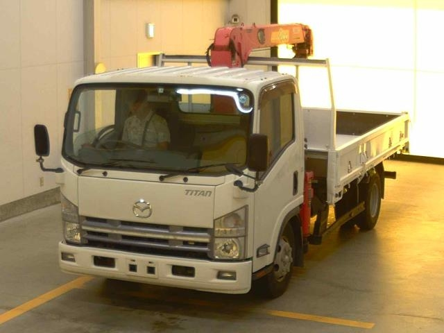MAZDA TITAN 2011