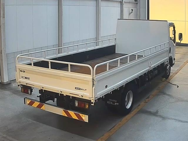 ISUZU ELF 2021