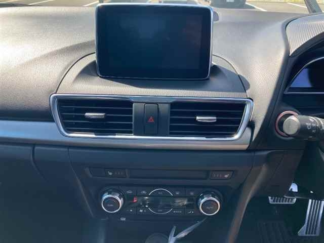MAZDA AXELA 2015