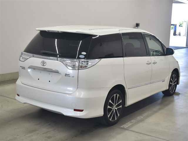 TOYOTA ESTIMA HYBRID 2009