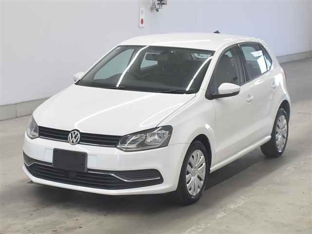 VOLKSWAGEN POLO 2015