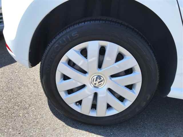 VOLKSWAGEN POLO 2015