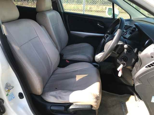 HONDA STREAM 2009