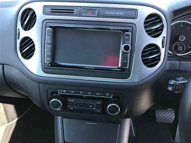 VOLKSWAGEN TIGUAN 2015