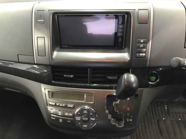 TOYOTA ESTIMA 2009
