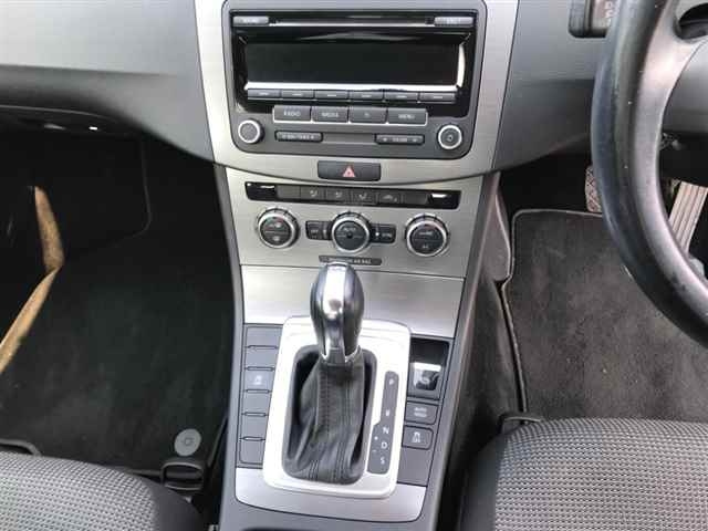 VOLKSWAGEN PASSAT VARIANT 2014