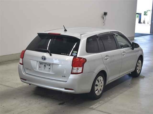 TOYOTA COROLLA FIELDER 2013