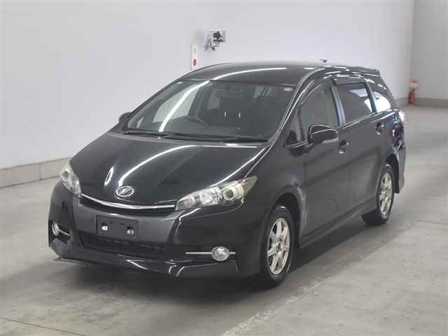 TOYOTA WISH 2014