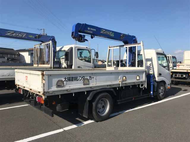 HINO DUTRO 2011