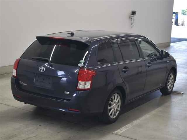 TOYOTA COROLLA FIELDER 2015