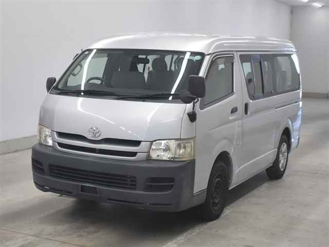TOYOTA HIACE 2008