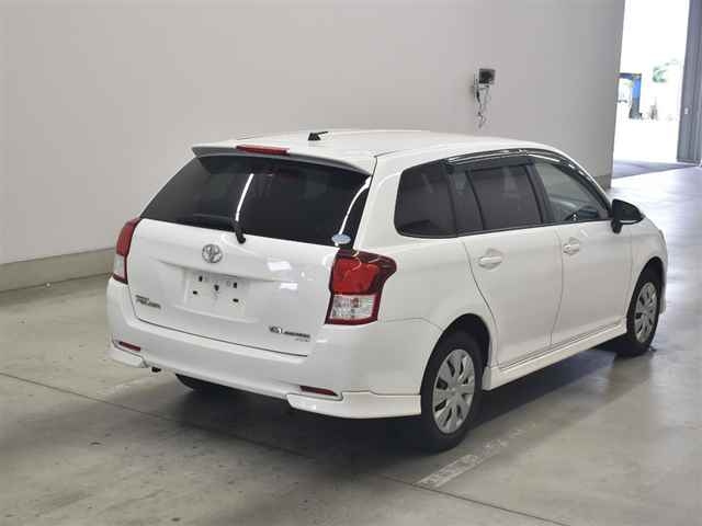 TOYOTA COROLLA FIELDER 2013