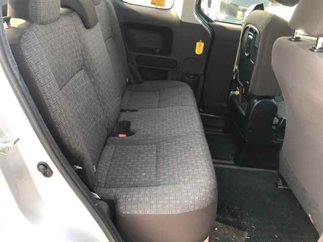 TOYOTA PORTE 2012