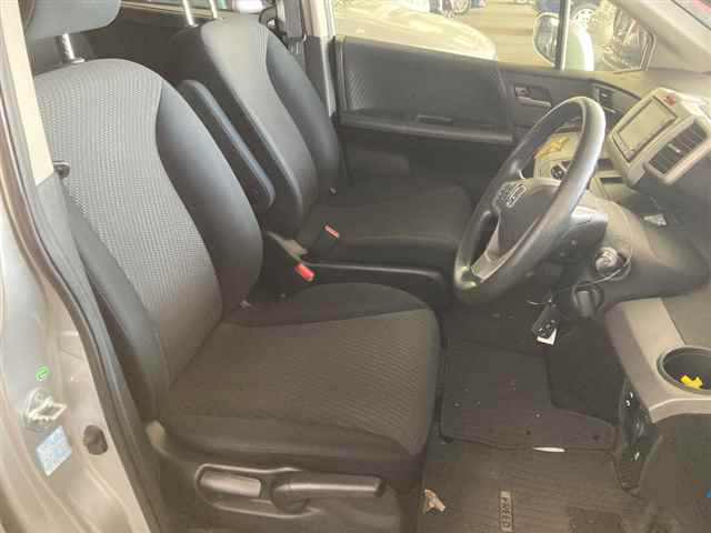 HONDA FREED 2012