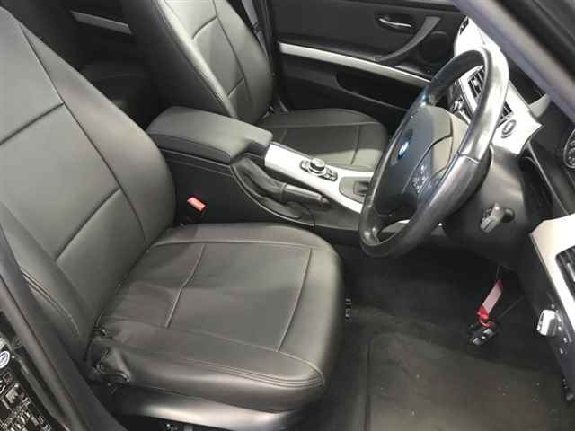 BMW 3 SERIES 2010