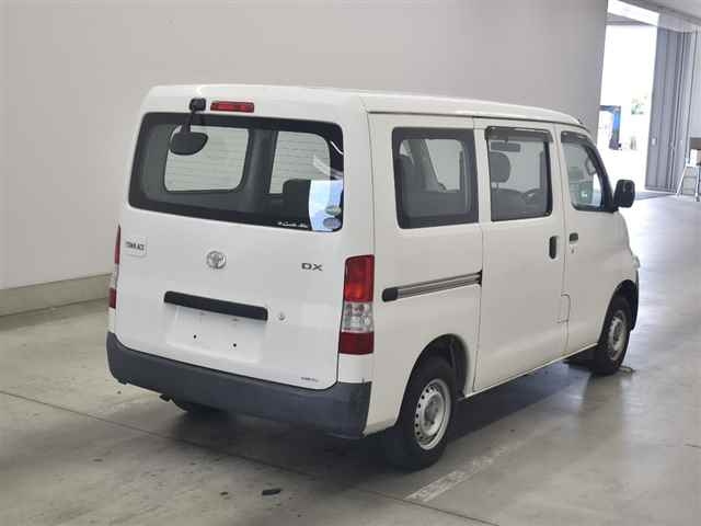 TOYOTA TOWN ACE VAN 2017