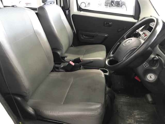 TOYOTA TOWN ACE VAN 2017