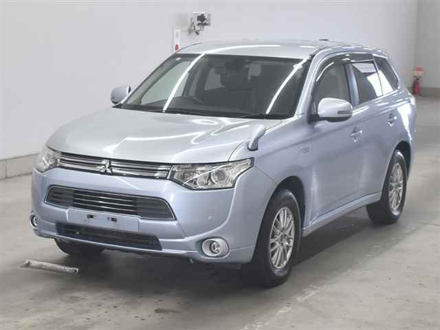 MITSUBISHI OUTLANDER PHEV 2013
