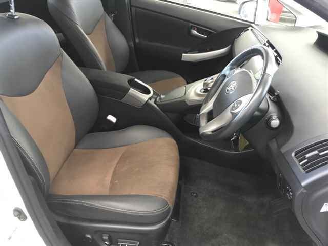 TOYOTA PRIUS 2012