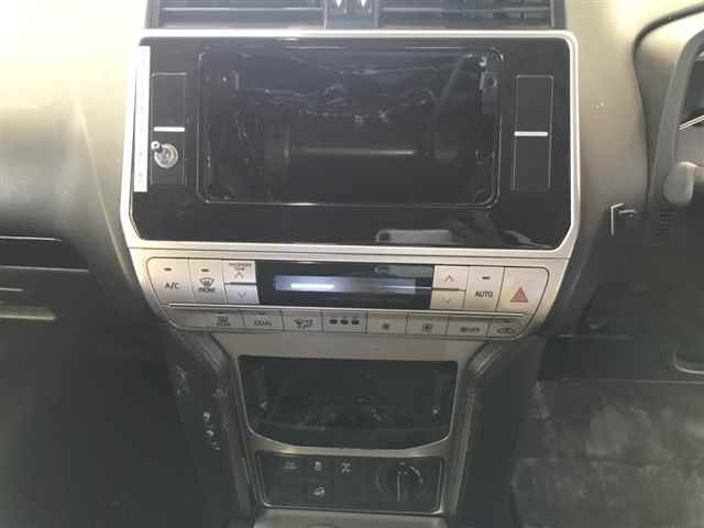 TOYOTA LAND CRUISER PRADO 2018