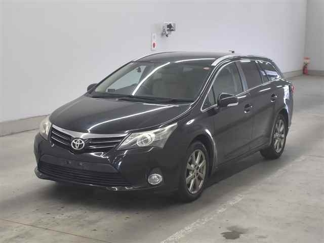 TOYOTA AVENSIS WAGON 2012