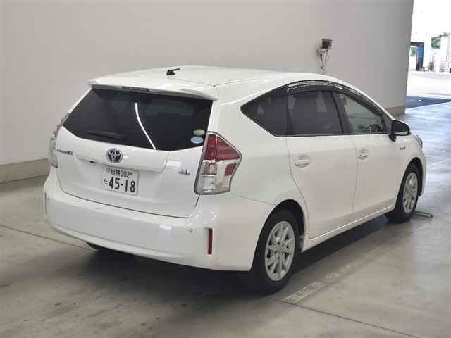 TOYOTA PRIUS ALPHA 2020