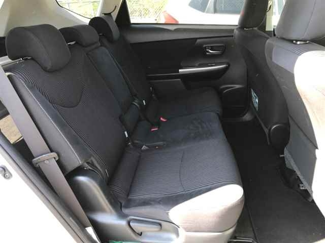 TOYOTA PRIUS ALPHA 2020