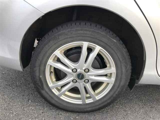 TOYOTA COROLLA FIELDER 2013