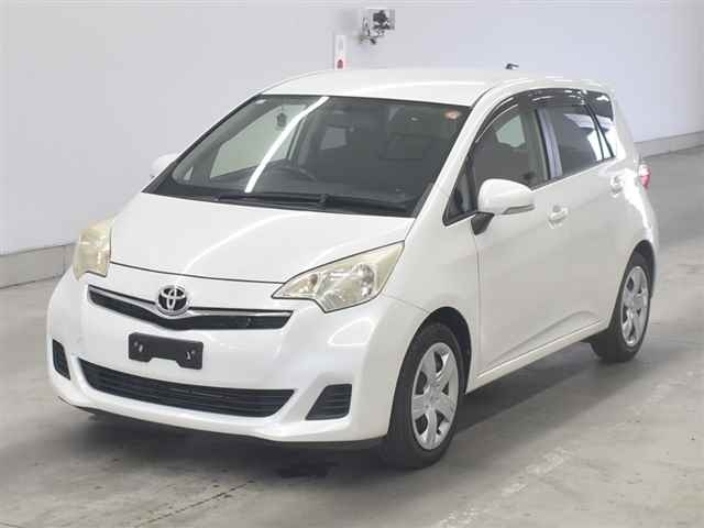 TOYOTA RACTIS 2013