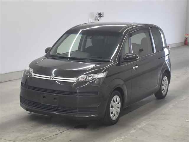 TOYOTA SPADE 2017