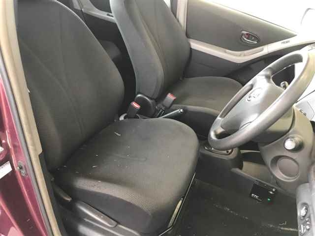 TOYOTA VITZ 2010