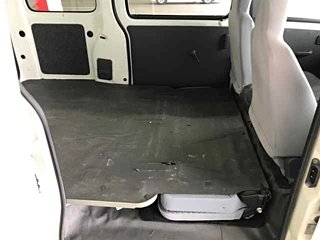 DAIHATSU HIJET VAN 2010