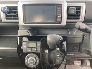DAIHATSU WAKE 2016
