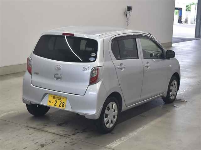DAIHATSU MIRA E S 2012