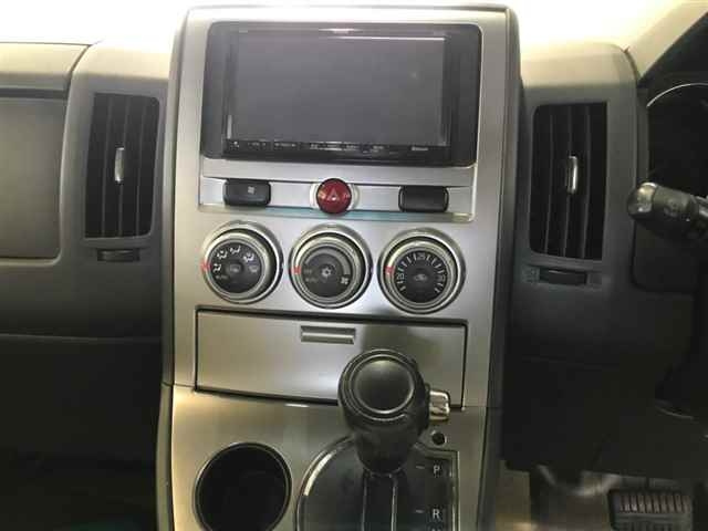 MITSUBISHI DELICA D5 2012