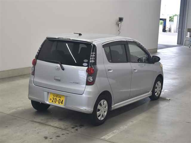 DAIHATSU MIRA 2010