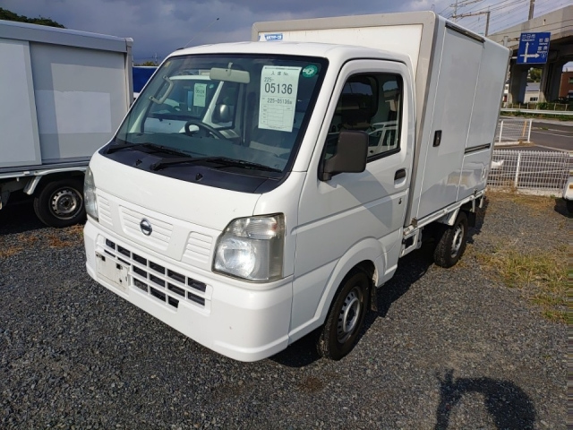 NISSAN CLIPPER TRUCK 2017