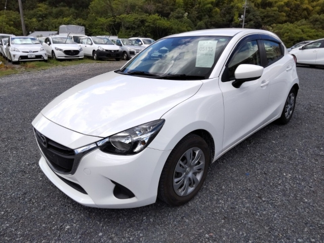MAZDA DEMIO 2018