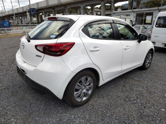 MAZDA DEMIO 2018