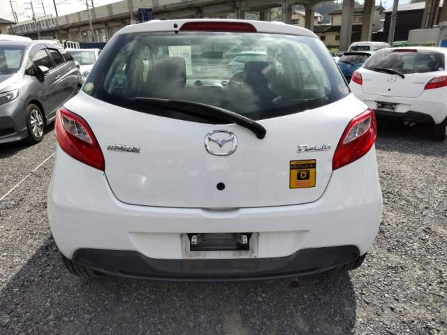 MAZDA DEMIO 2009