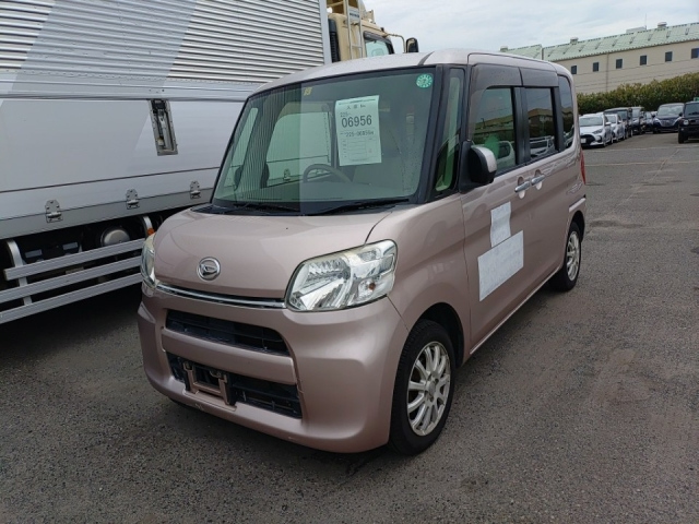 DAIHATSU TANTO 2014