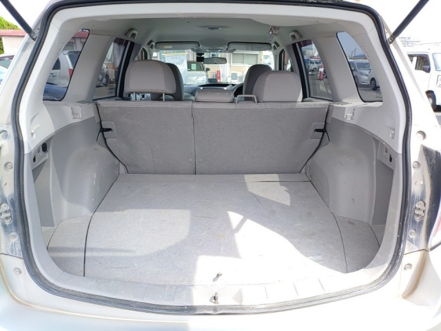 SUBARU FORESTER 2011