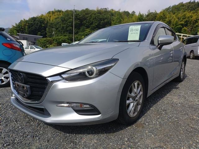 MAZDA AXELA 2016