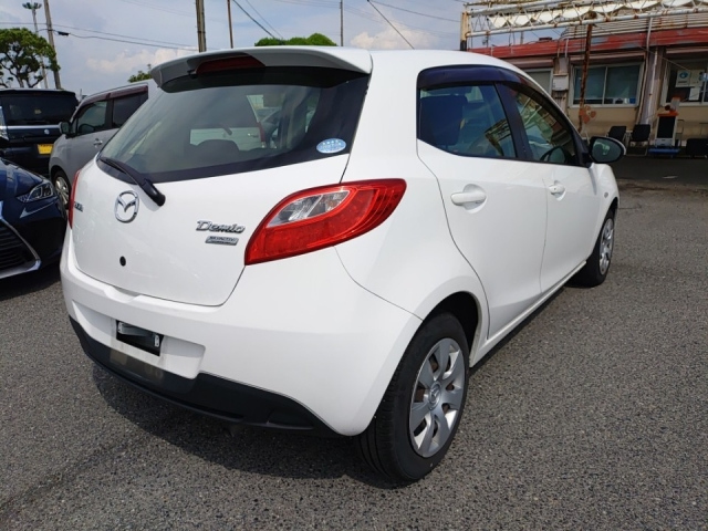 MAZDA DEMIO 2014